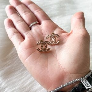 CC Gold Pearl Earrings